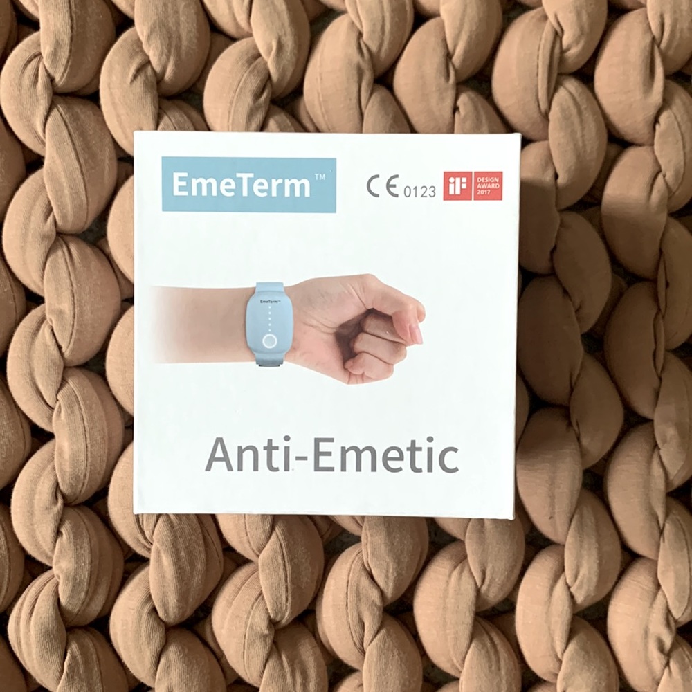 EMETERM Nausea Pregnancy & Motion Sickness Anti-Emetic Wristlet Gray